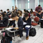 Educação financeira pode ser incluída no currículo escolar