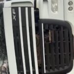 Acidente com carreta no Contorno Norte de Ibiporã trava o trânsito